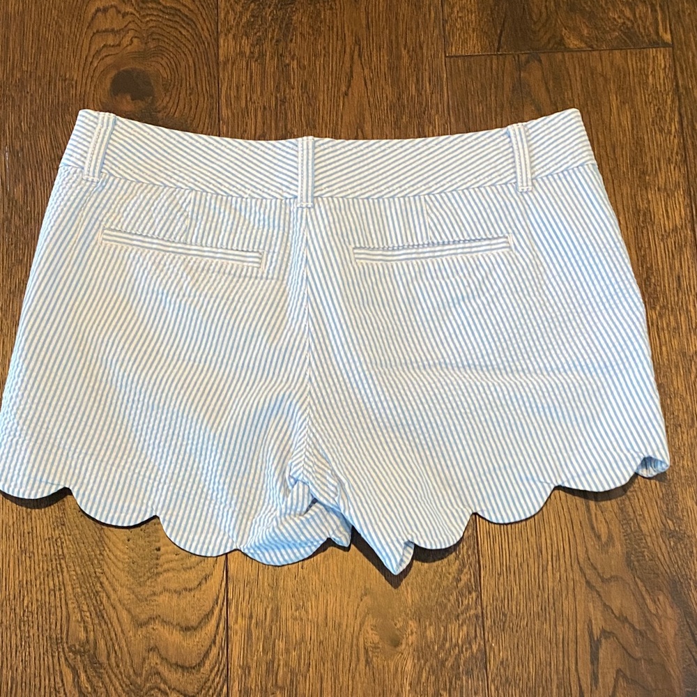 Lilly Blue & White Seersucker Buttercup Shorts - Sz 6 - Picture 4 of 4